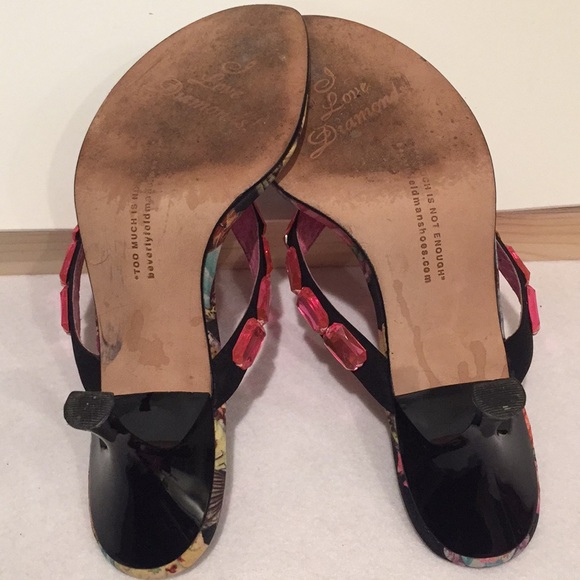 Beverly Feldman Designer Pink Bejeweled Kitten Heeled Sandals - Picture 4 of 5